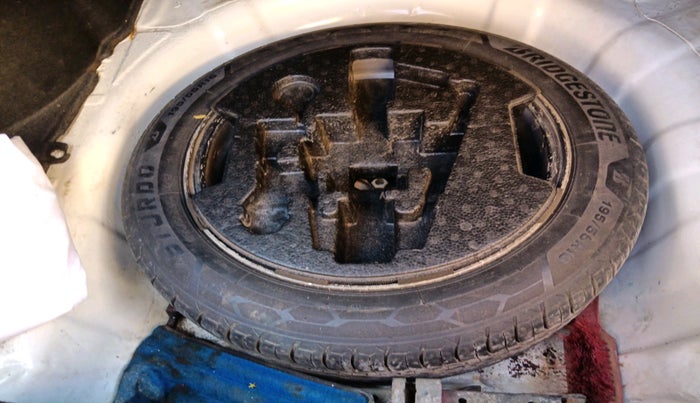 2012 Hyundai Verna FLUIDIC 1.6 CRDI SX OPT AT, Diesel, Automatic, 1,44,543 km, tyre