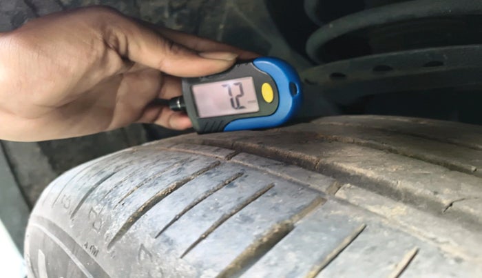 2024 Tata Safari PURE PLUS S DARK EDITION AT, Diesel, Automatic, 3,253 km, tyre