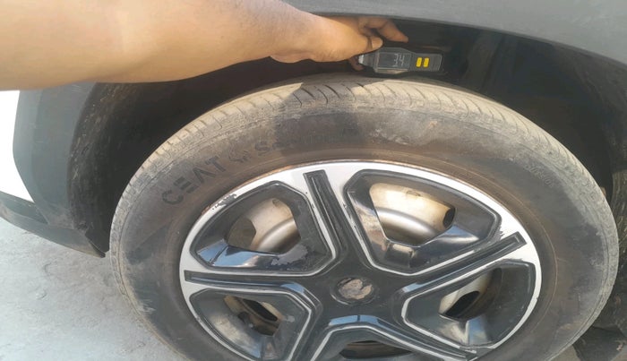 2021 Nissan MAGNITE XE, Petrol, Manual, 25,935 km, tyre