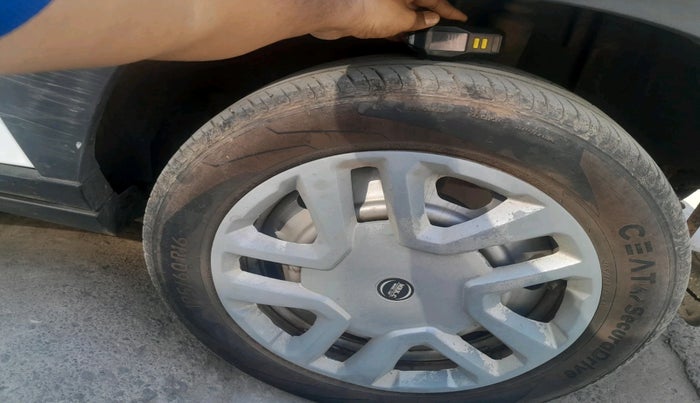 2021 Nissan MAGNITE XE, Petrol, Manual, 25,935 km, tyre