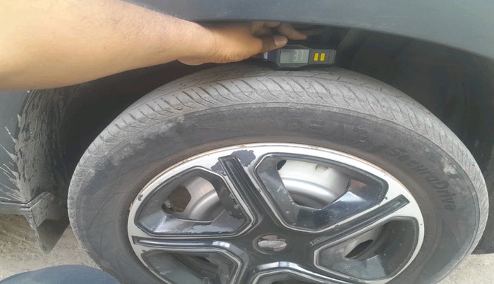 2021 Nissan MAGNITE XE, Petrol, Manual, 25,935 km, tyre