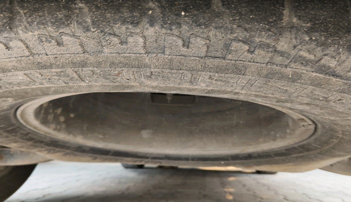 2013 Mahindra XUV500 W8, Diesel, Manual, 88,270 km, tyre