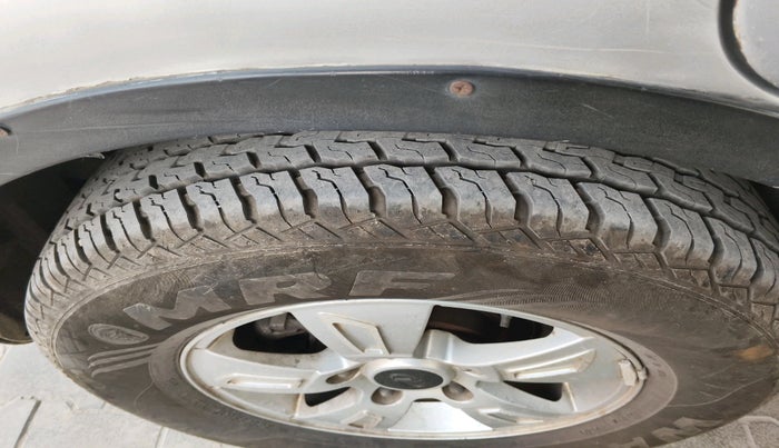 2013 Mahindra XUV500 W8, Diesel, Manual, 88,270 km, tyre