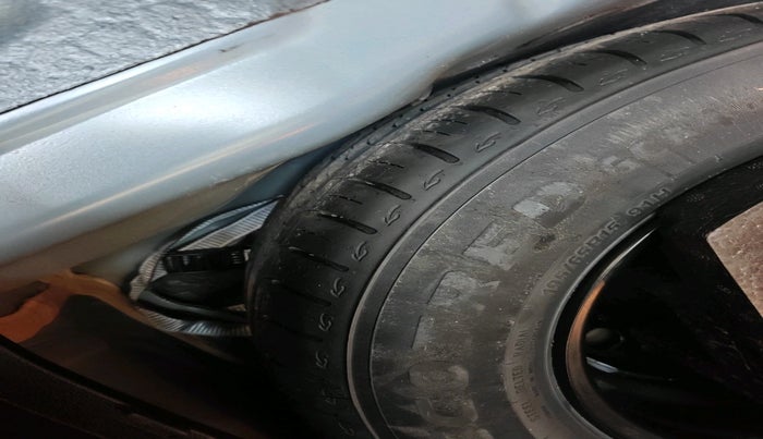 2024 Volkswagen TAIGUN COMFORTLINE 1.0 TSI MT, Petrol, Manual, 11,401 km, tyre