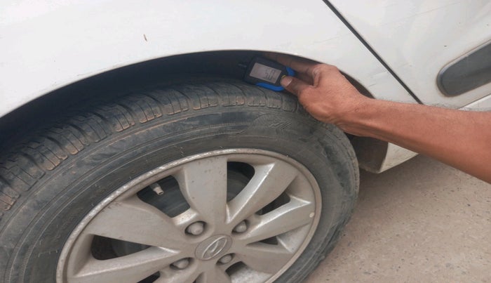 2015 Hyundai Xcent S 1.2, CNG, Manual, 1,93,148 km, tyre