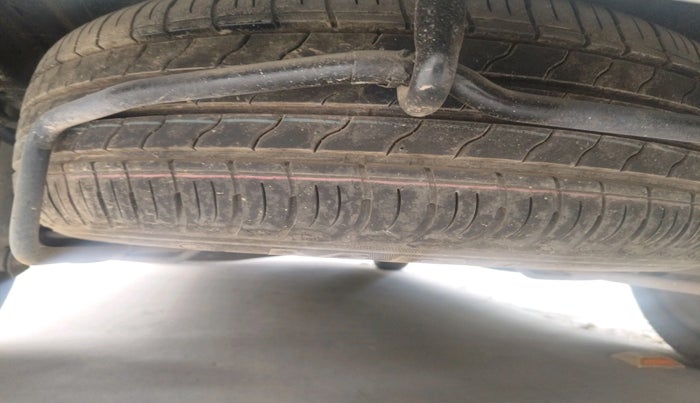 2022 Maruti XL6 ALPHA AT, Petrol, Automatic, 45,668 km, tyre