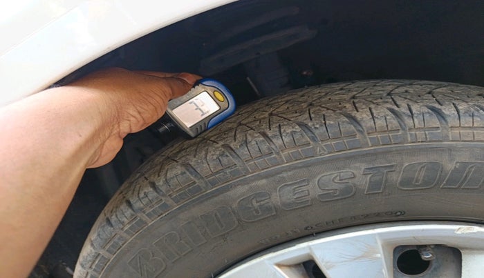 2013 Maruti Swift Dzire VXI, Petrol, Manual, 58,680 km, tyre