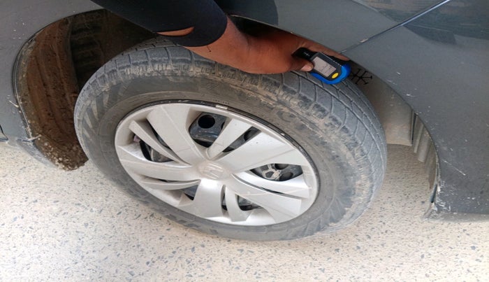 2022 Honda Amaze 1.2L I-VTEC S CVT, Petrol, Automatic, 29,739 km, tyre