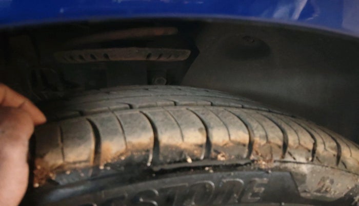 2020 Volkswagen Polo COMFORTLINE PLUS 1.0L MPI, Petrol, Manual, 63,016 km, tyre