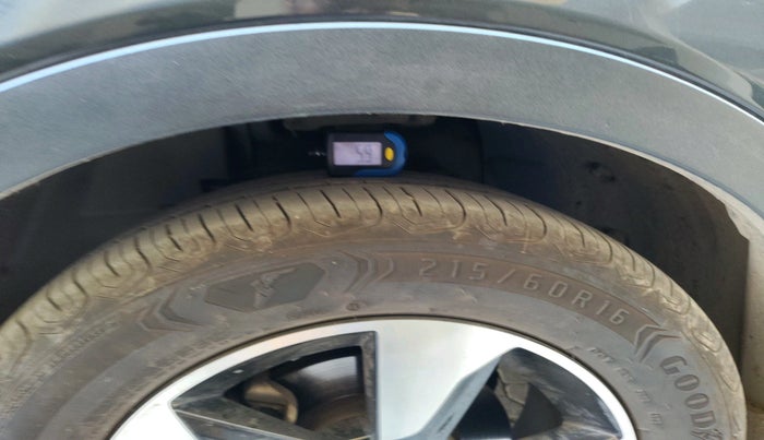 2018 Tata NEXON XZ PLUS PETROL, Petrol, Manual, 50,700 km, tyre