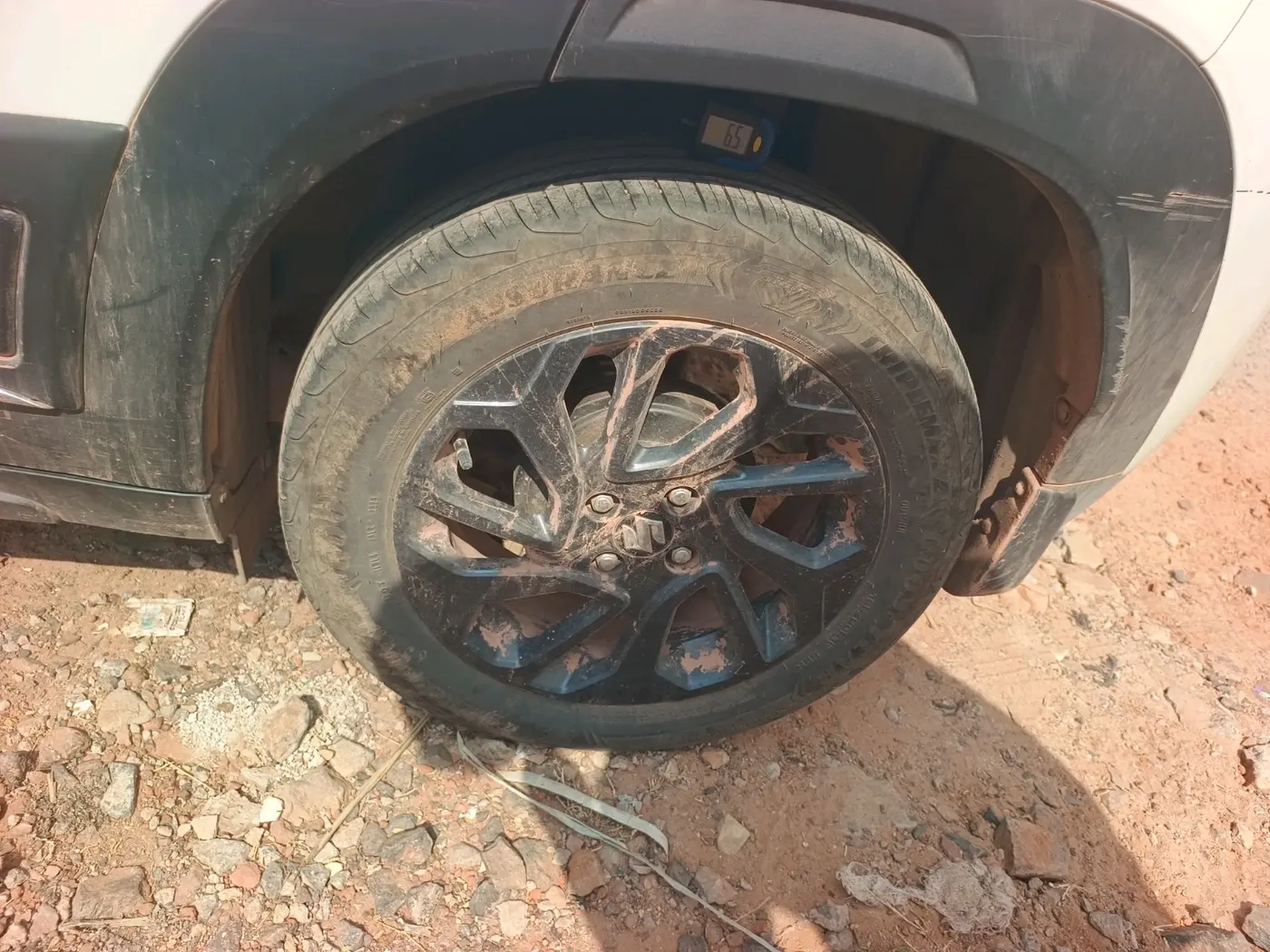 2023 Maruti FRONX DELTA PLUS 1.2MT, Petrol, Manual, 10,00,001 km, tyre