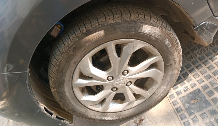 2018 Honda Amaze 1.2L I-VTEC VX, Petrol, Manual, 53,925 km, tyre