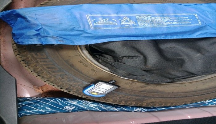 2023 Tata ALTROZ XZA, Petrol, Automatic, 28,970 km, tyre