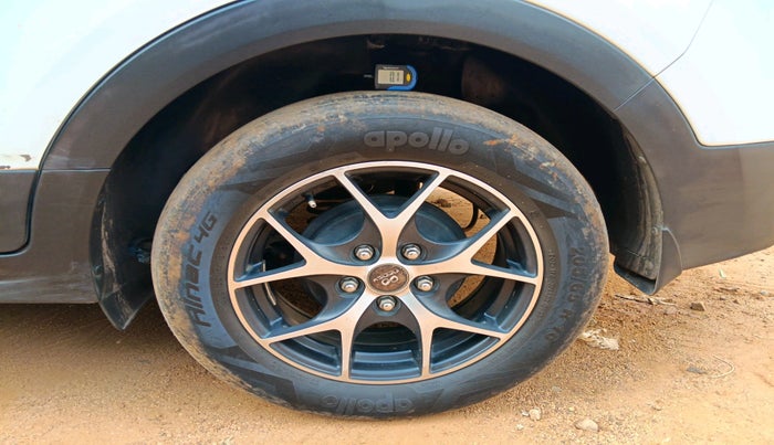 2019 Hyundai Creta E PLUS 1.4 DIESEL, Diesel, Manual, 1,29,325 km, tyre