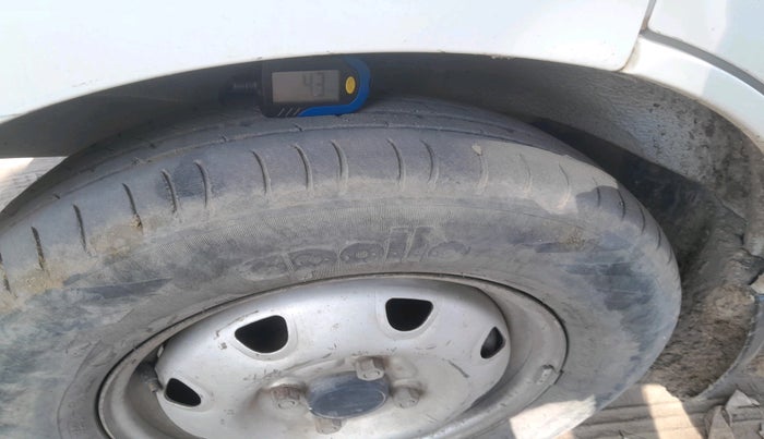 2019 Maruti Eeco 5 STR WITH A/C+HTR, CNG, Manual, 1,02,918 km, tyre