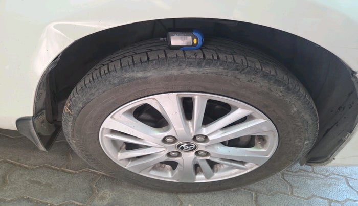 2018 Toyota YARIS VX CVT, Petrol, Automatic, 42,241 km, tyre