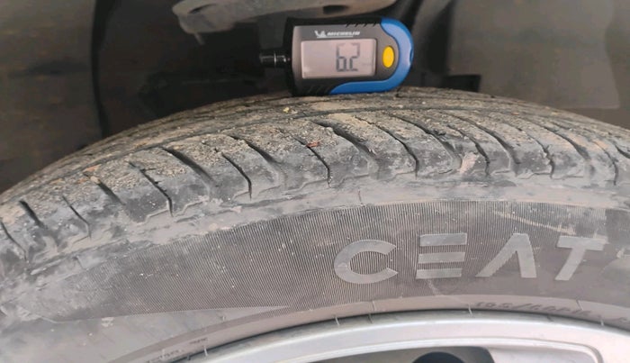 2020 Tata NEXON XM PETROL, Petrol, Manual, 98,632 km, tyre