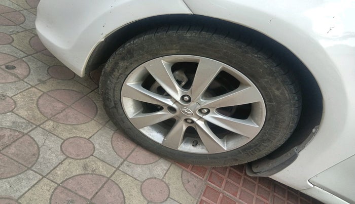 2011 Hyundai Verna FLUIDIC 1.6 CRDI SX AT, Diesel, Automatic, 1,49,749 km, tyre