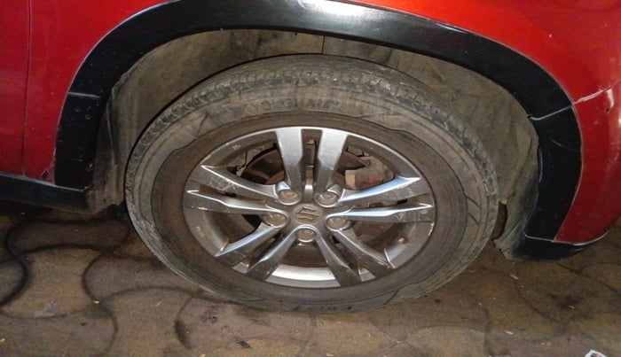 2017 Maruti Vitara Brezza ZDI, Diesel, Manual, 69,319 km, tyre