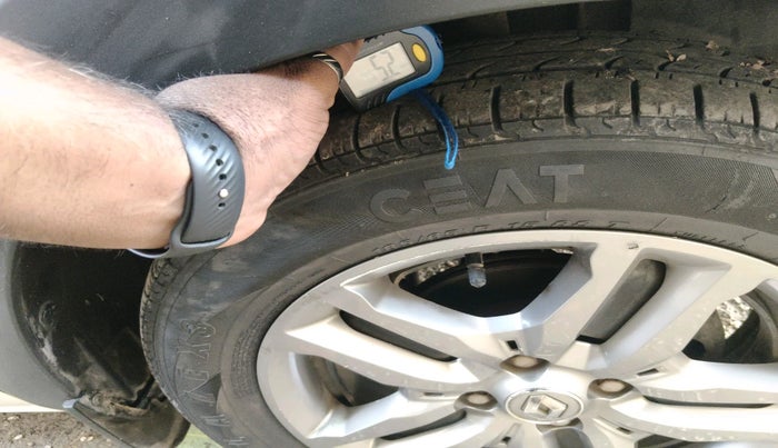 2020 Renault TRIBER RXZ AMT, Petrol, Automatic, 52,811 km, tyre