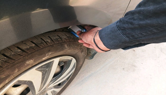 2020 Tata Tiago XE PETROL, Petrol, Manual, 73,714 km, tyre