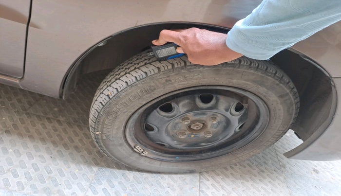 2011 Maruti Zen Estilo VXI, Petrol, Manual, 52,467 km, tyre