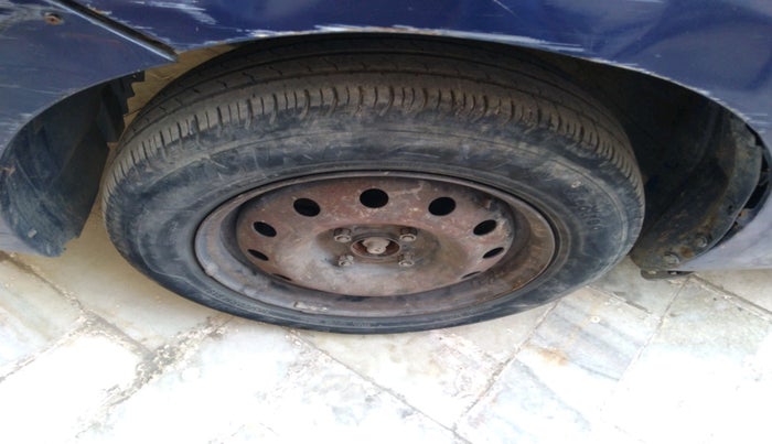 2018 Maruti Dzire VDI, Diesel, Manual, 78,224 km, tyre