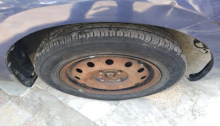 2018 Maruti Dzire VDI, Diesel, Manual, 78,224 km, tyre