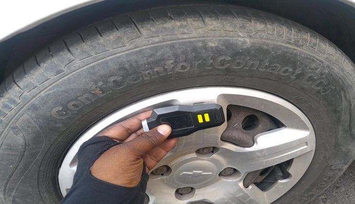 2013 Chevrolet Enjoy 1.4 LS 7 STR, Petrol, Manual, 53,651 km, tyre