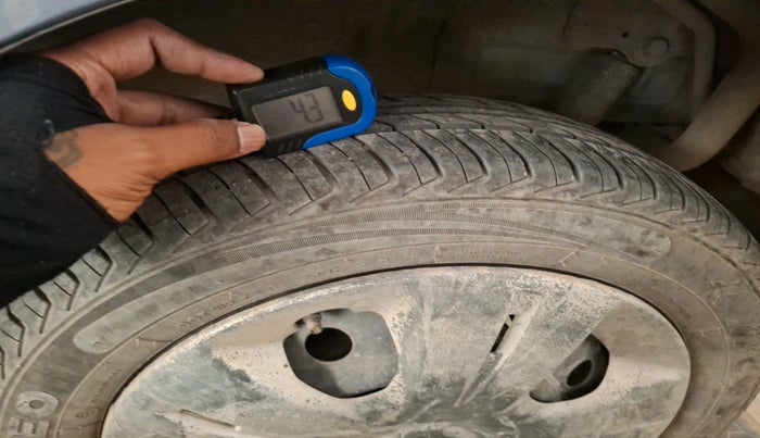 2014 Maruti Wagon R 1.0 VXI, Petrol, Manual, 1,14,008 km, tyre