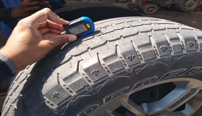 2023 Mahindra Thar LX D HT 2WD MT, Diesel, Manual, 57,639 km, tyre