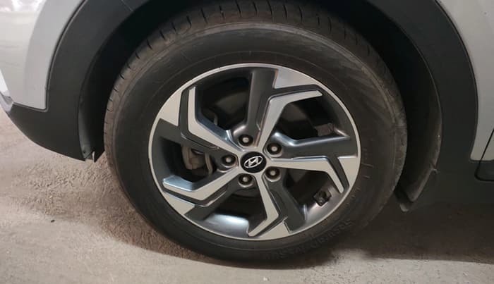 2018 Hyundai Creta SX (O) 1.6 PETROL, Petrol, Manual, 44,297 km, tyre