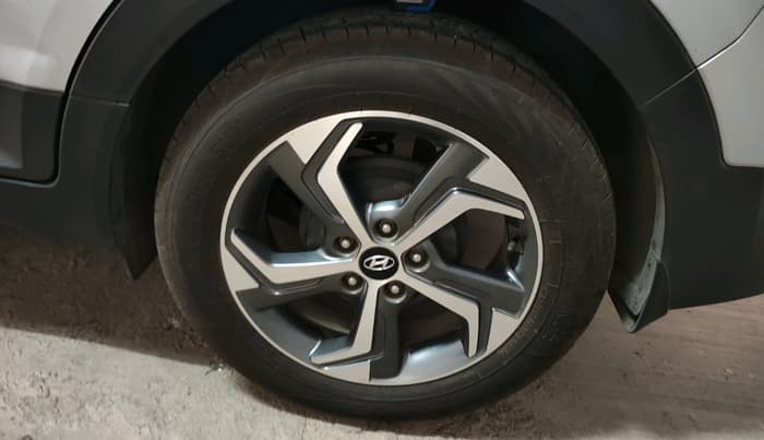 2018 Hyundai Creta SX (O) 1.6 PETROL, Petrol, Manual, 44,297 km, tyre
