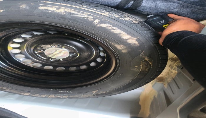 2025 Honda Amaze 1.2L I-VTEC VX, Petrol, Manual, 4,510 km, tyre