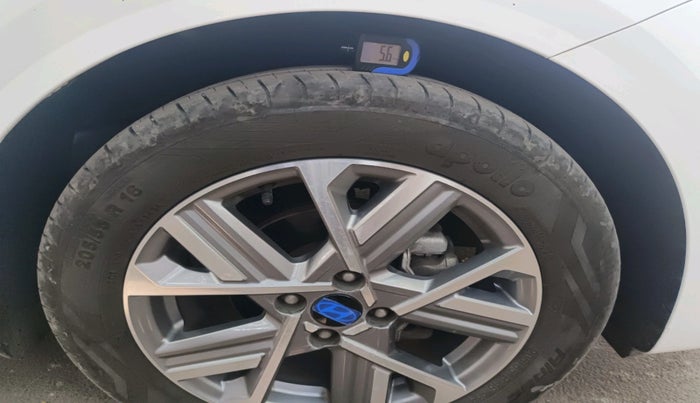 2024 Hyundai Verna  SX 1.5 MPI IVT, Petrol, Automatic, 15,370 km, tyre