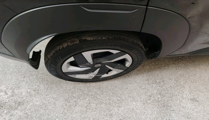 2022 Nissan MAGNITE XL, Petrol, Manual, 53,032 km, tyre