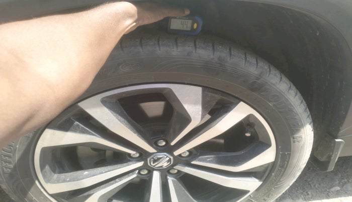 2023 MG HECTOR SHARP PRO 2.0 TURBO DIESEL, Diesel, Manual, 46,153 km, tyre