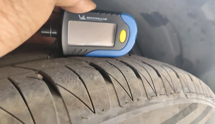 2019 Tata NEXON XZ PLUS PETROL, Petrol, Manual, 1,12,189 km, tyre