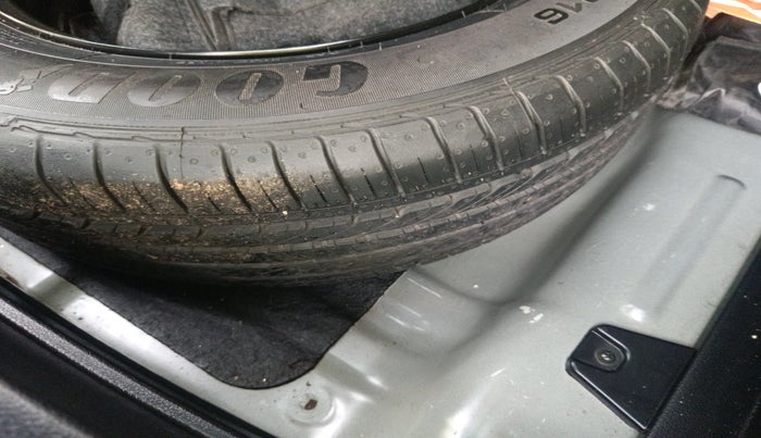 2020 KIA SELTOS GTX PLUS AT 1.5 DIESEL, Diesel, Automatic, 1,30,146 km, tyre