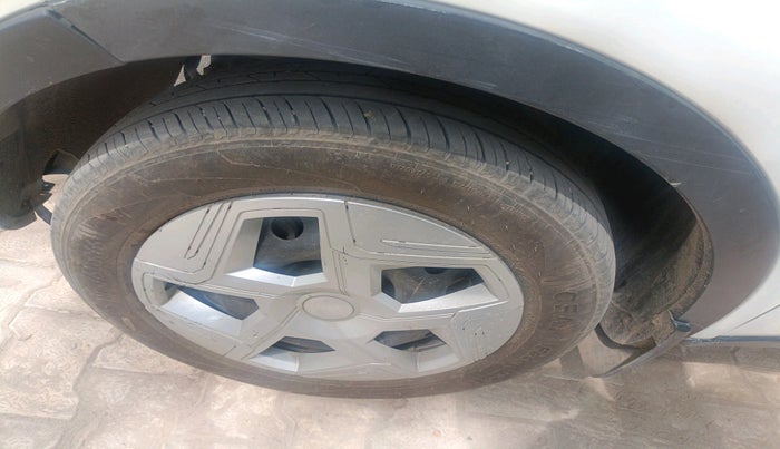 2018 Tata NEXON XM PETROL, Petrol, Manual, 1,01,736 km, tyre