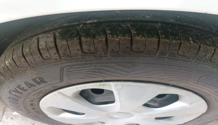 2014 Maruti Ritz VXI, Petrol, Manual, 47,572 km, tyre