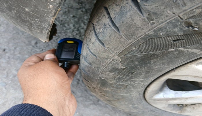 2018 Ford Ecosport TITANIUM 1.5L PETROL, Petrol, Manual, 1,02,173 km, tyre