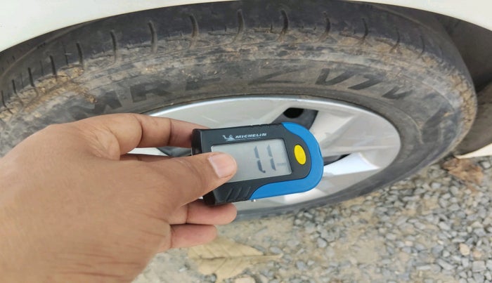 2016 Hyundai Verna 1.4 VTVT, CNG, Manual, 71,880 km, tyre