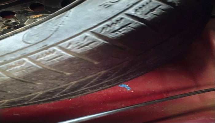 2013 Hyundai Eon MAGNA +, Petrol, Manual, 1,40,535 km, tyre