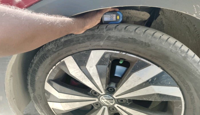 2022 Volkswagen TAIGUN GT PLUS 1.5 TSI DSG, Petrol, Automatic, 2,19,433 km, tyre