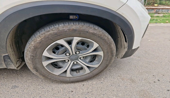 2020 KIA SONET HTE 1.2, Petrol, Manual, 82,746 km, tyre