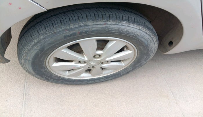 2012 Hyundai i20 SPORTZ 1.2, Petrol, Manual, 73,151 km, tyre