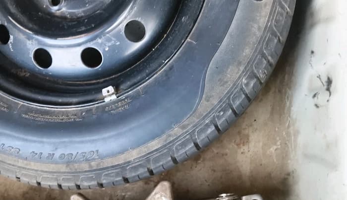 2020 Maruti Dzire VXI, Petrol, Manual, 92,600 km, tyre