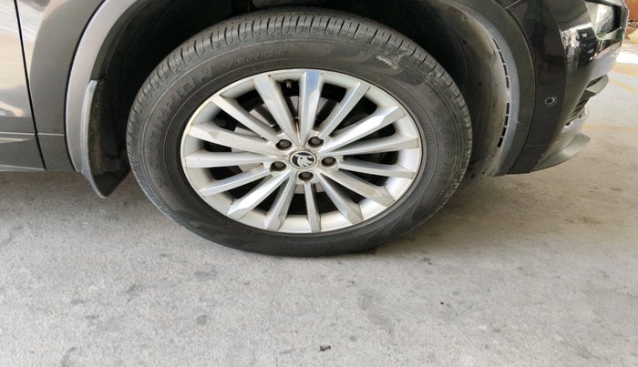 2018 Skoda Kodiaq L&K 2.0 TDI 4X4 AT, Diesel, Automatic, 1,66,352 km, tyre