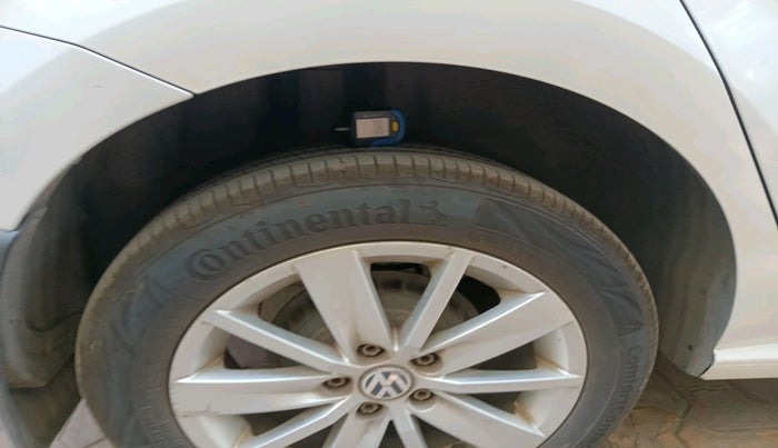 2016 Volkswagen Ameo HIGHLINE1.2L, Petrol, Manual, 62,625 km, tyre